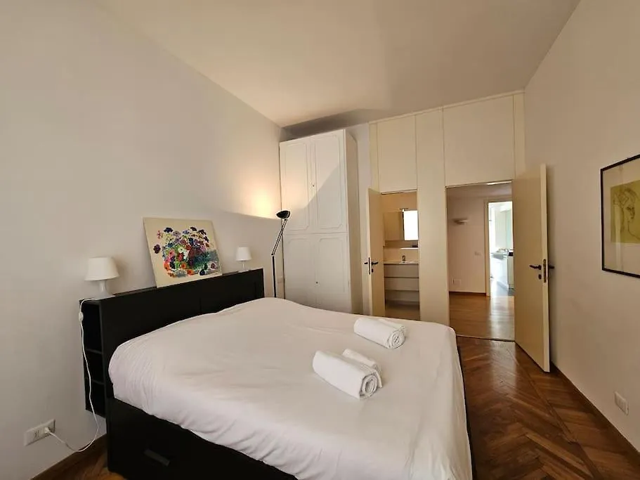 Corso Genova Apartment Urban Living In Milán